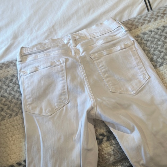 NWOT. White Frame jeans, Le Skinny de Jeanne, size 24. NWOT. Never worn. - Picture 3 of 3